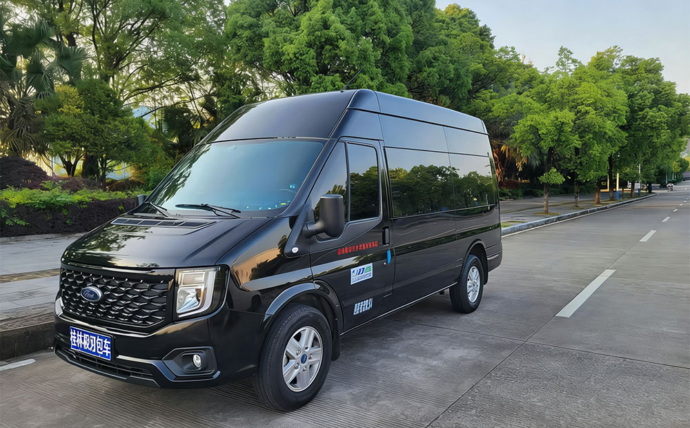 桂林福特九座车包车